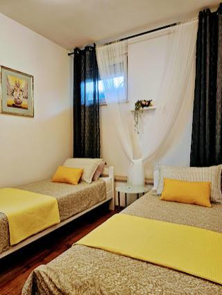 Stella House Mreznica Apartment Duga Resa Ngoại thất bức ảnh